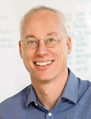 Bernard Küster, PhD